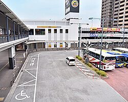 久宝寺駅バスロータリー
